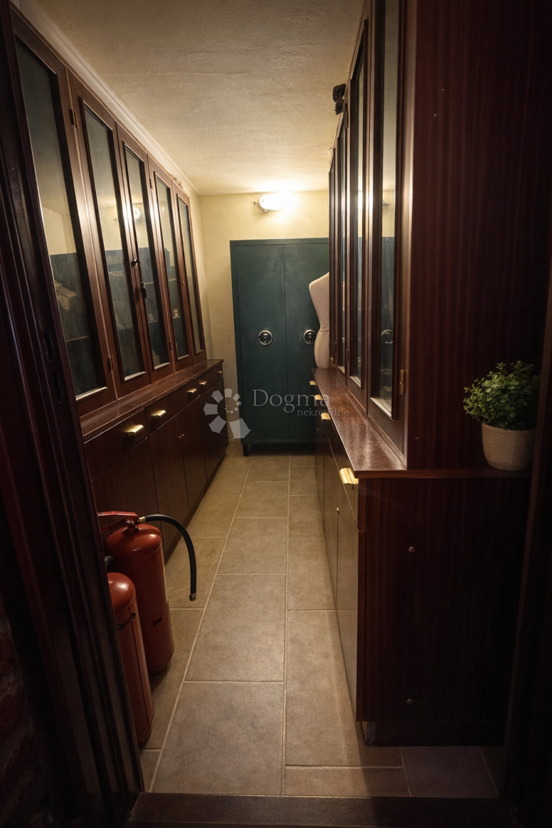 Poslovni prostor Sušak, Rijeka, 53m2