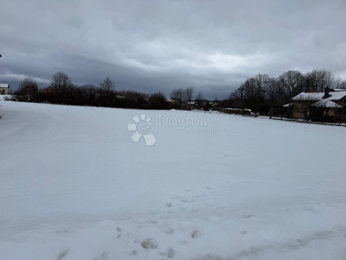 Zazidljivo zemljišče Centar, Gospić, 2.000m2