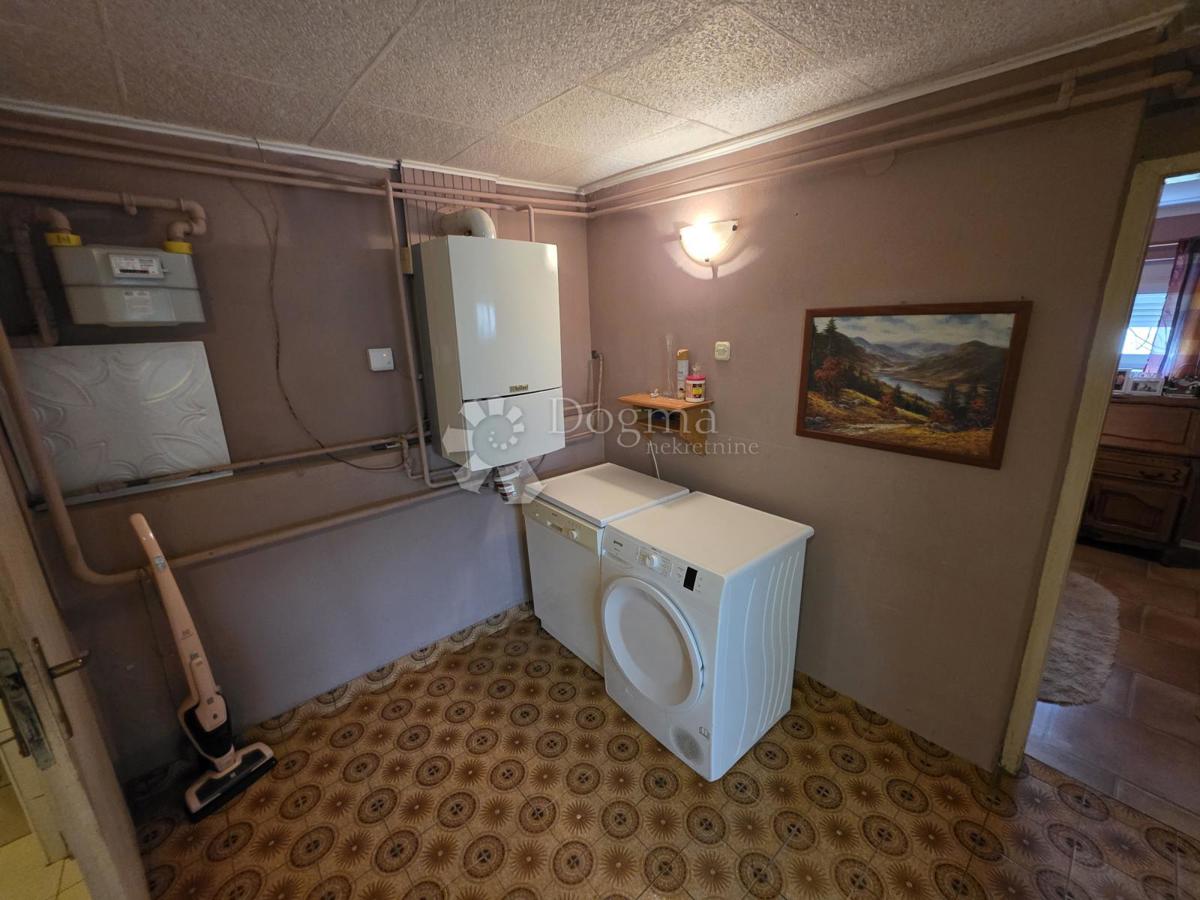 Hiša Strmec, Sveta Nedelja, 186m2