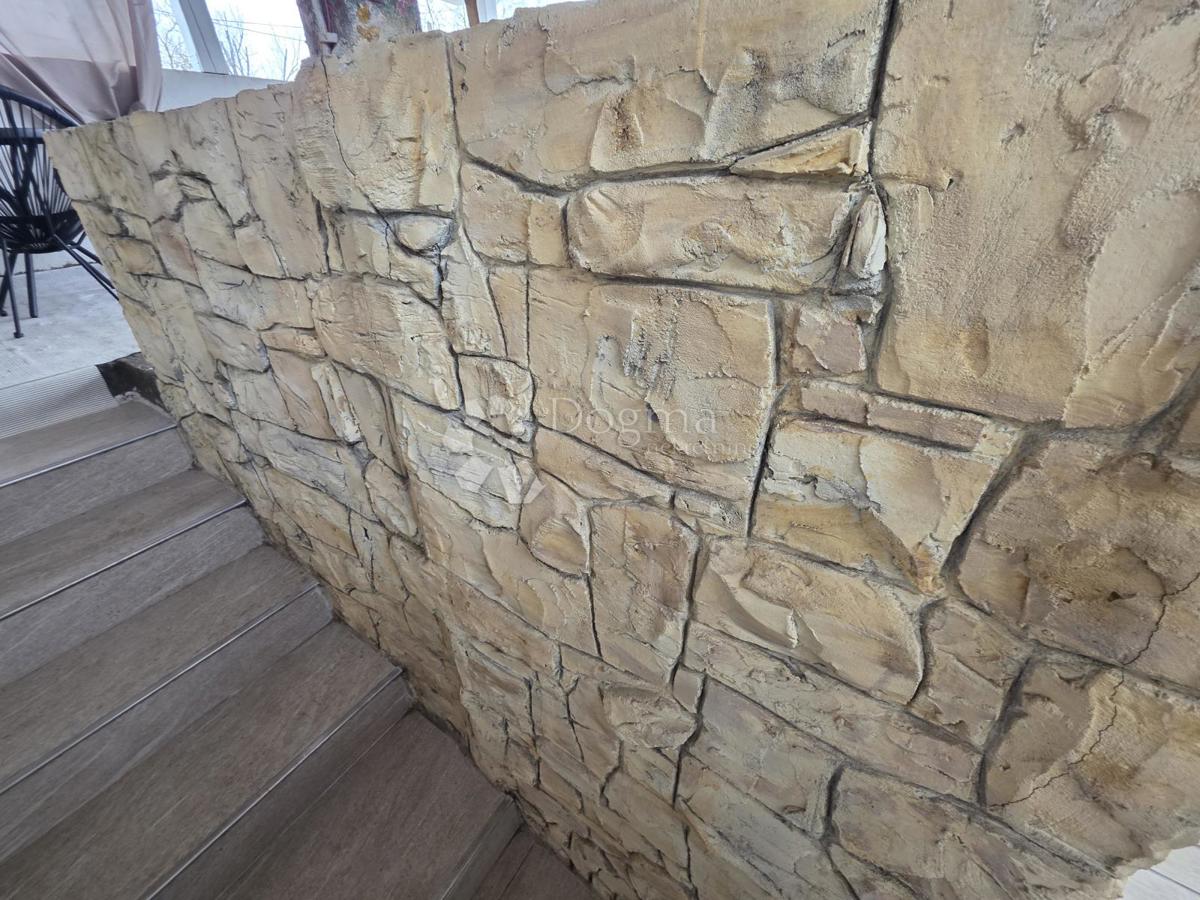 Hiša Strmec, Sveta Nedelja, 186m2