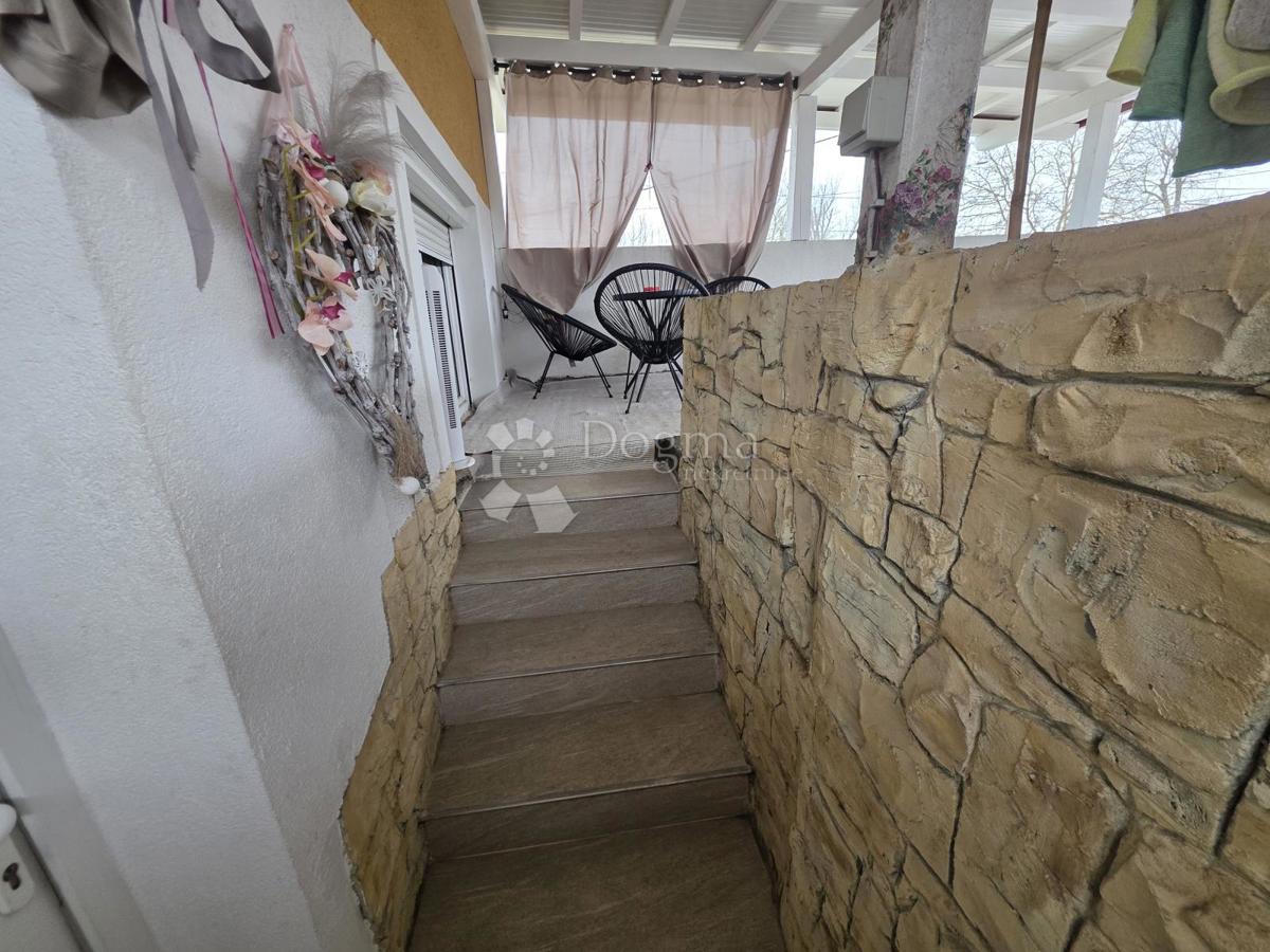 Hiša Strmec, Sveta Nedelja, 186m2