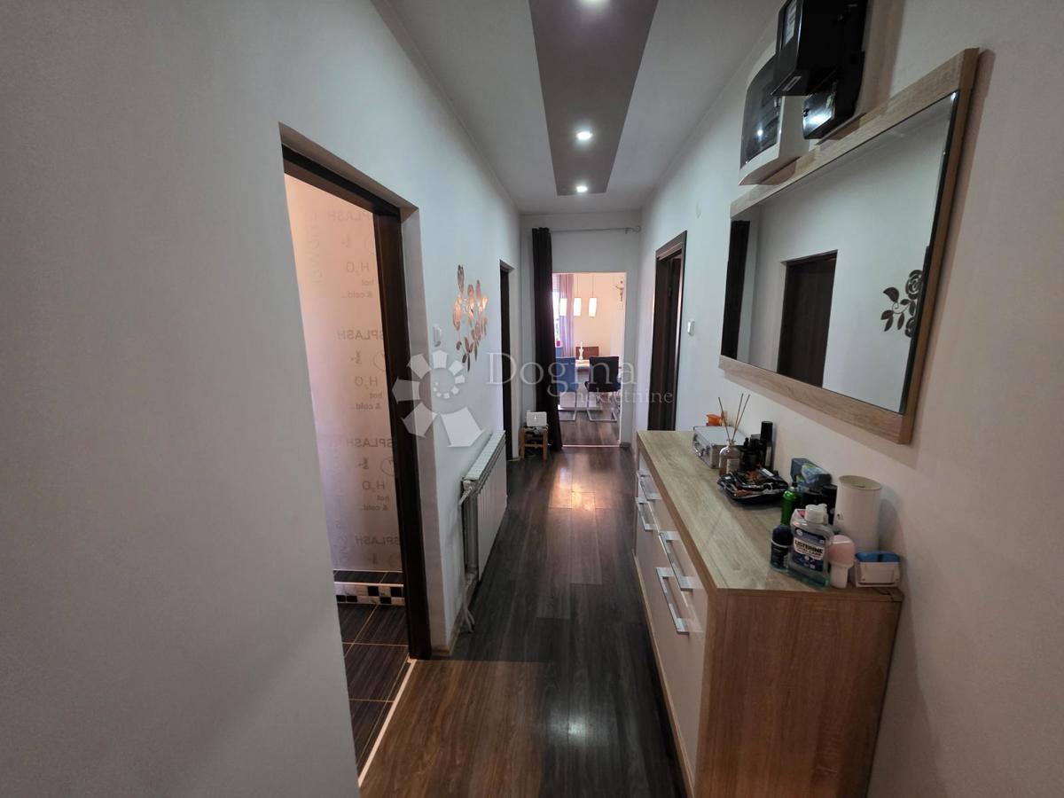 Hiša Strmec, Sveta Nedelja, 186m2