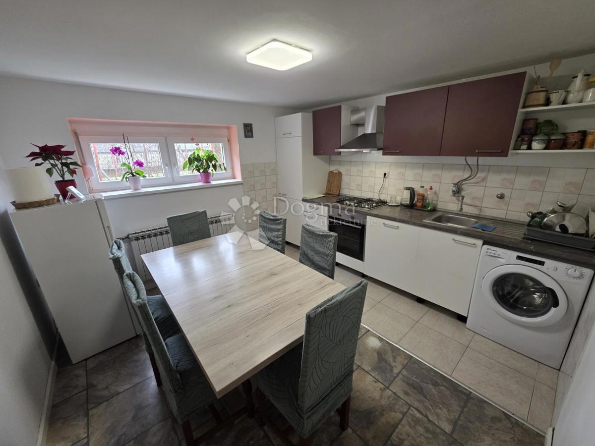 Hiša Strmec, Sveta Nedelja, 186m2