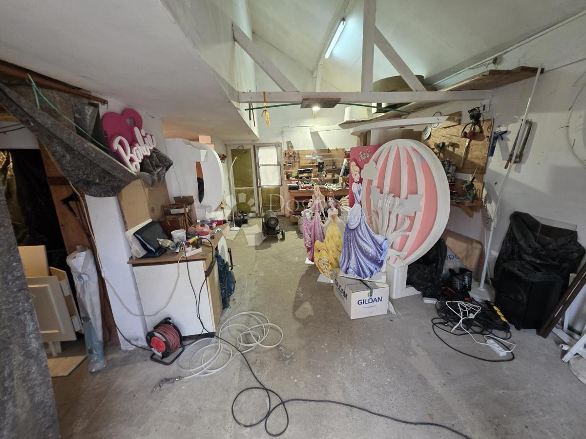 Hiša Strmec, Sveta Nedelja, 186m2