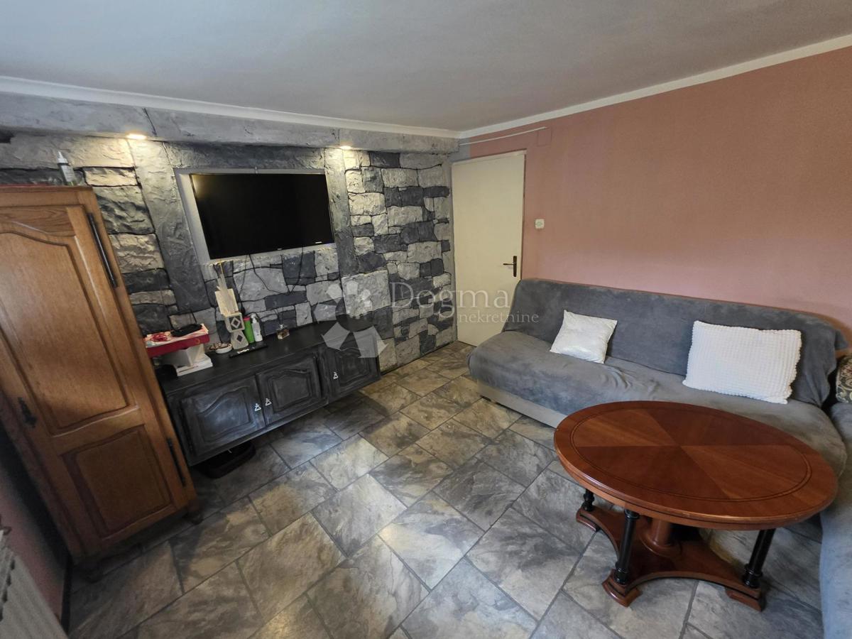 Hiša Strmec, Sveta Nedelja, 186m2