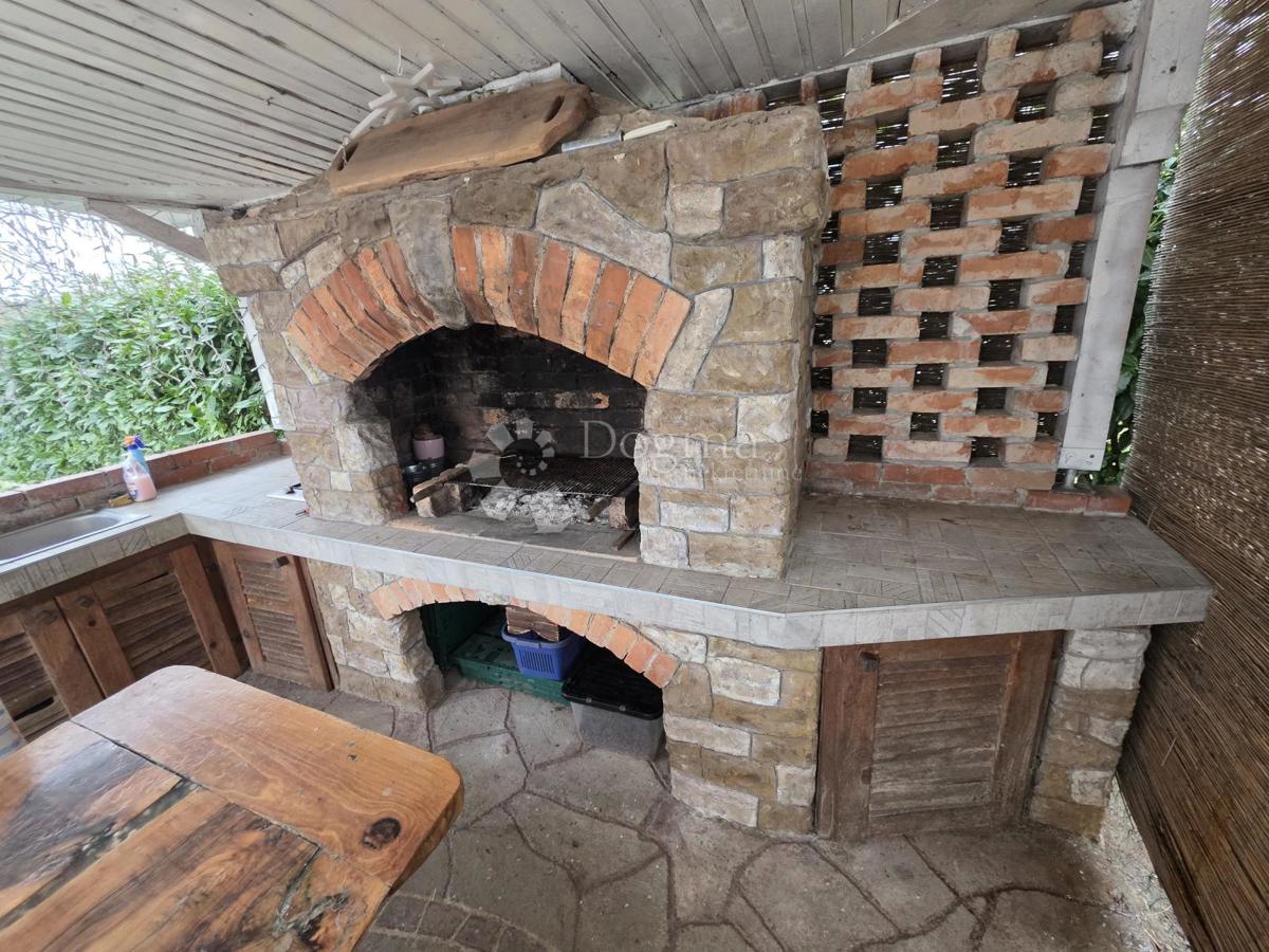 Hiša Strmec, Sveta Nedelja, 186m2