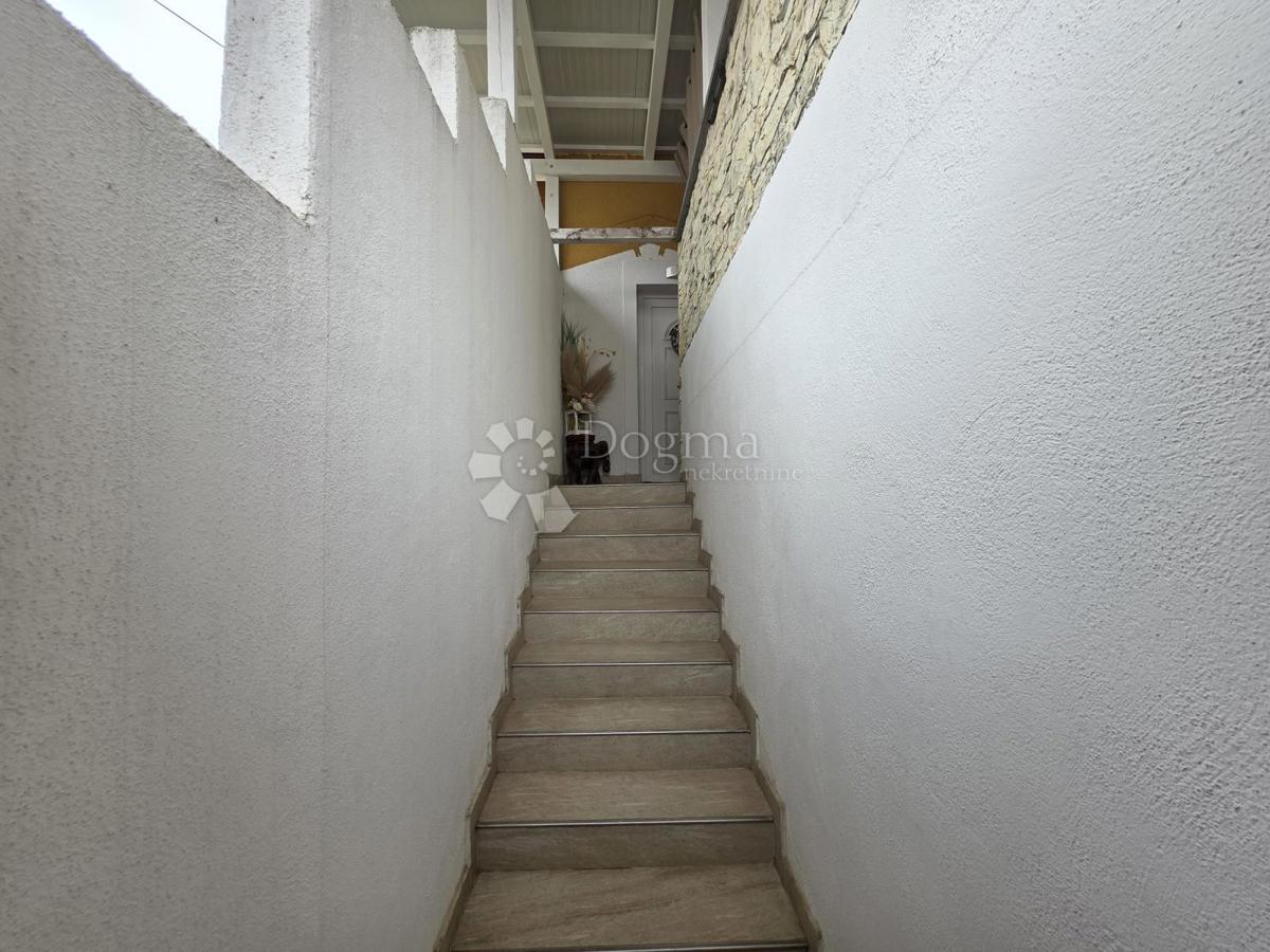 Hiša Strmec, Sveta Nedelja, 186m2