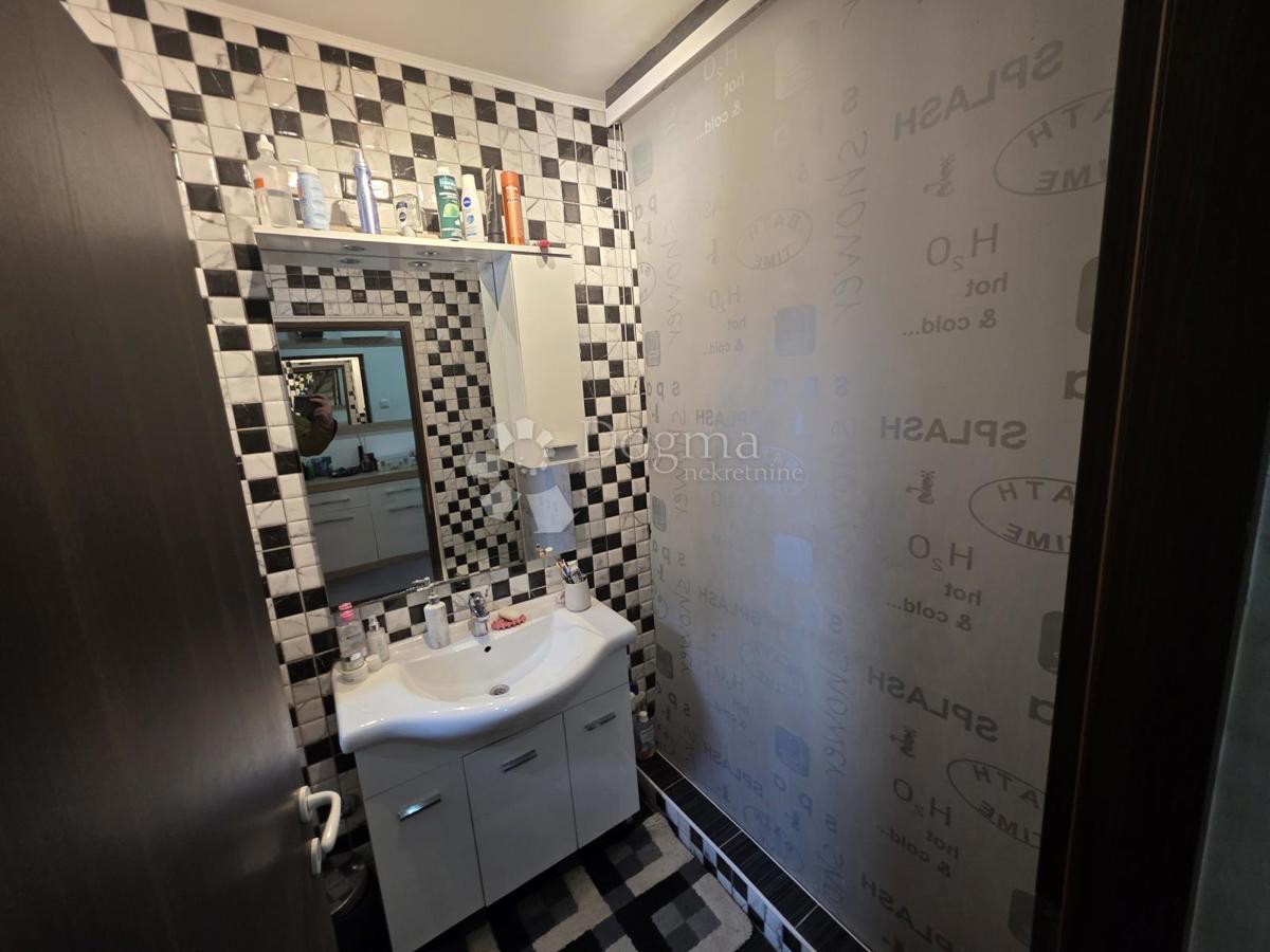 Hiša Strmec, Sveta Nedelja, 186m2