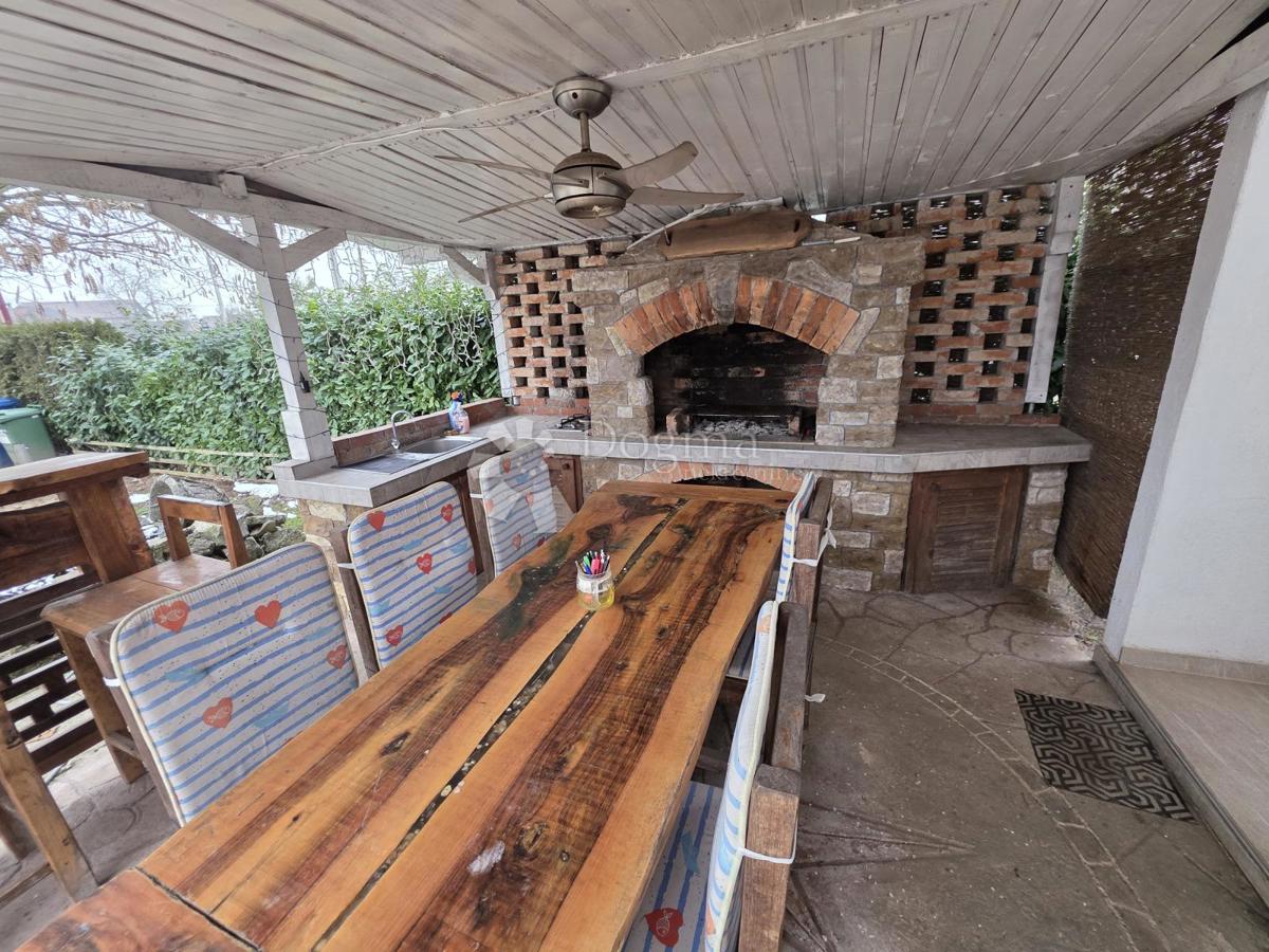 Hiša Strmec, Sveta Nedelja, 186m2