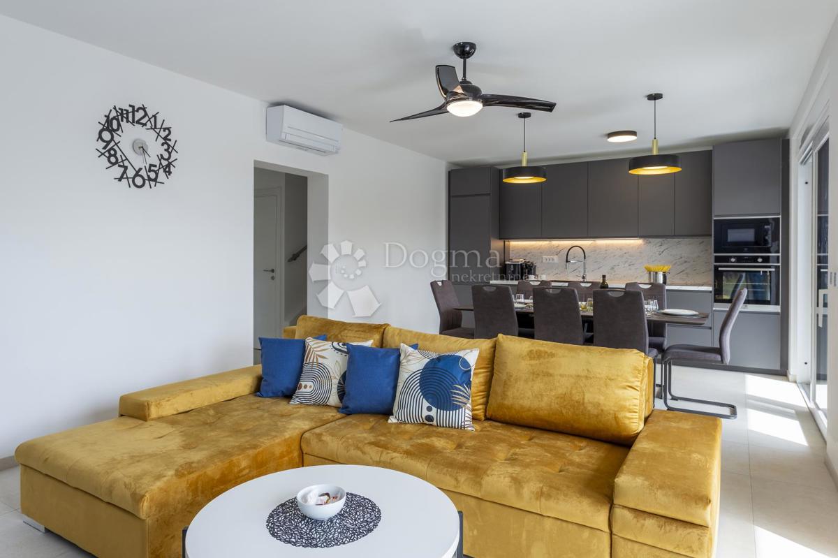 Hiša Medulin, 186m2