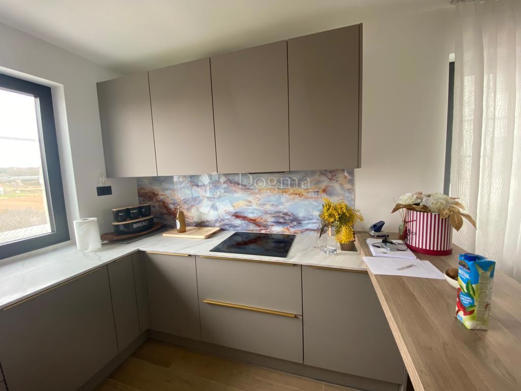 Stanovanje Petrčane, Zadar - Okolica, 89,40m2