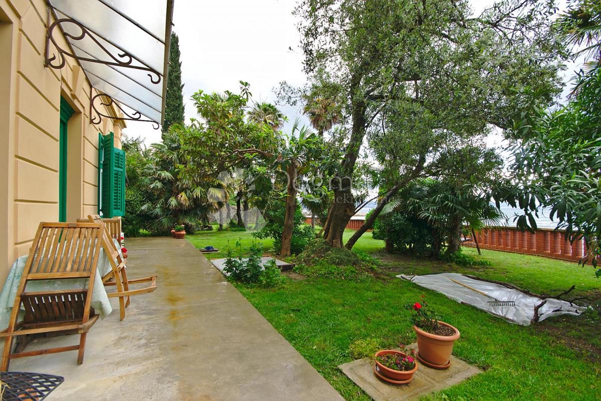 Stanovanje Lovran, 130m2