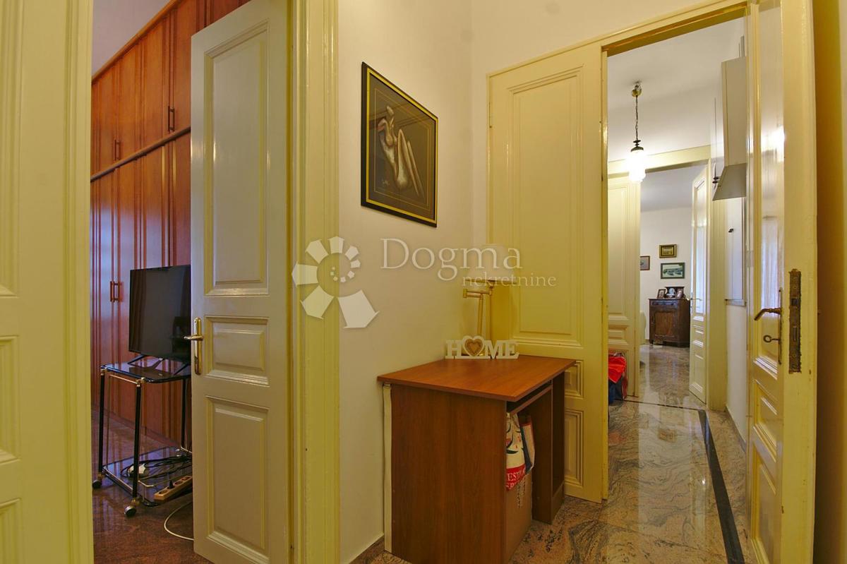 Stanovanje Lovran, 130m2