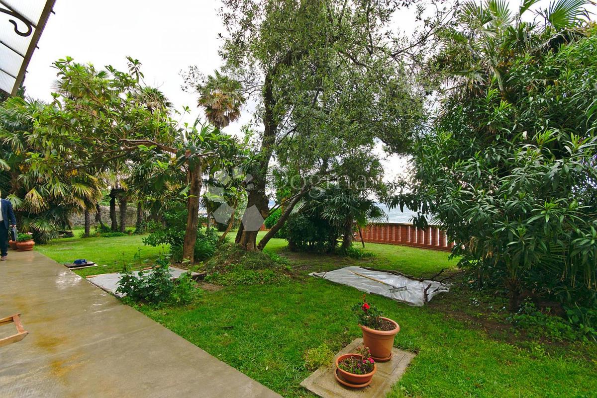 Stanovanje Lovran, 130m2