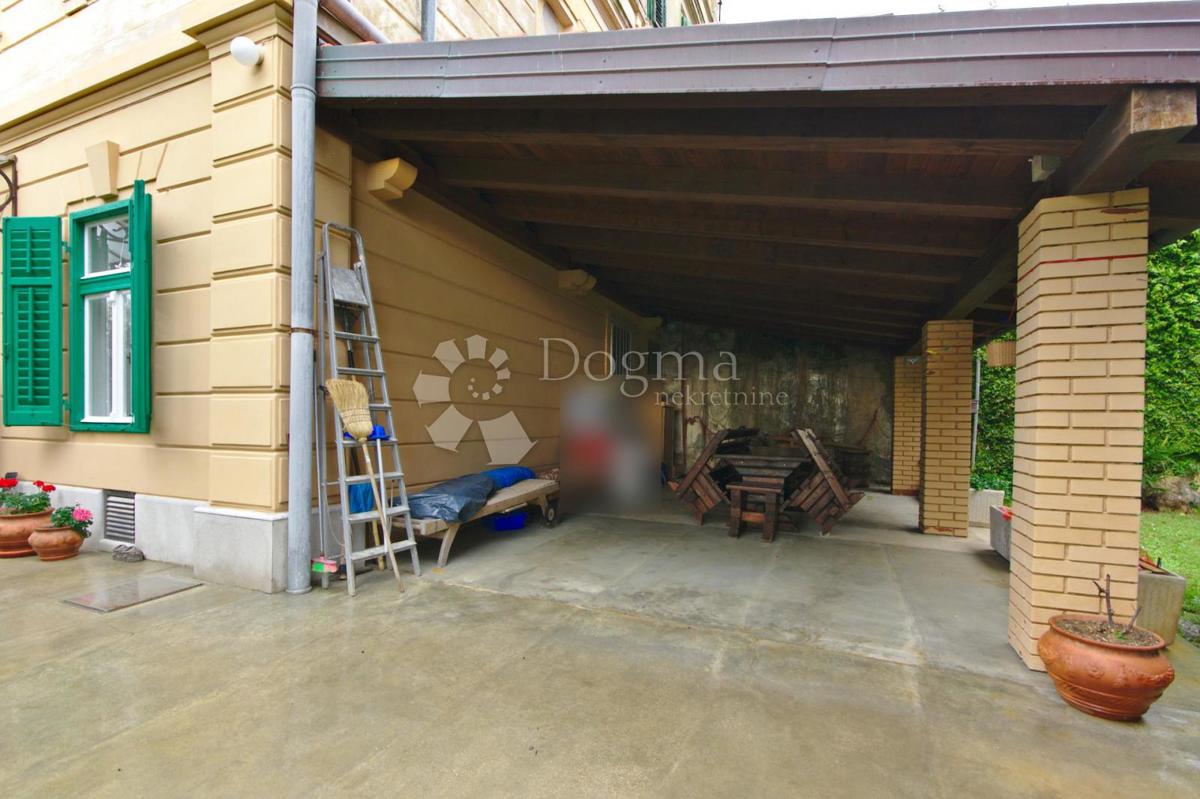 Stanovanje Lovran, 130m2