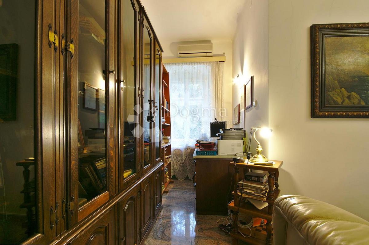 Stanovanje Lovran, 130m2