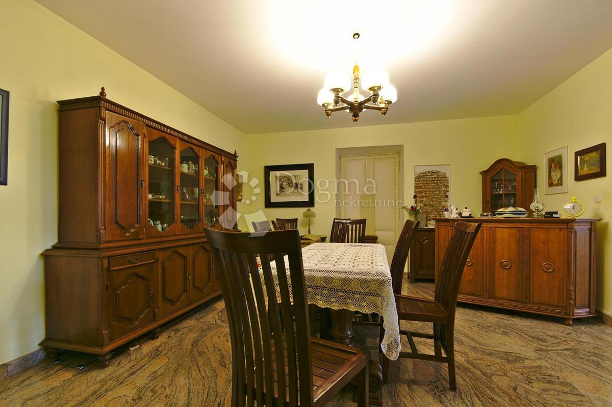 Stanovanje Lovran, 130m2