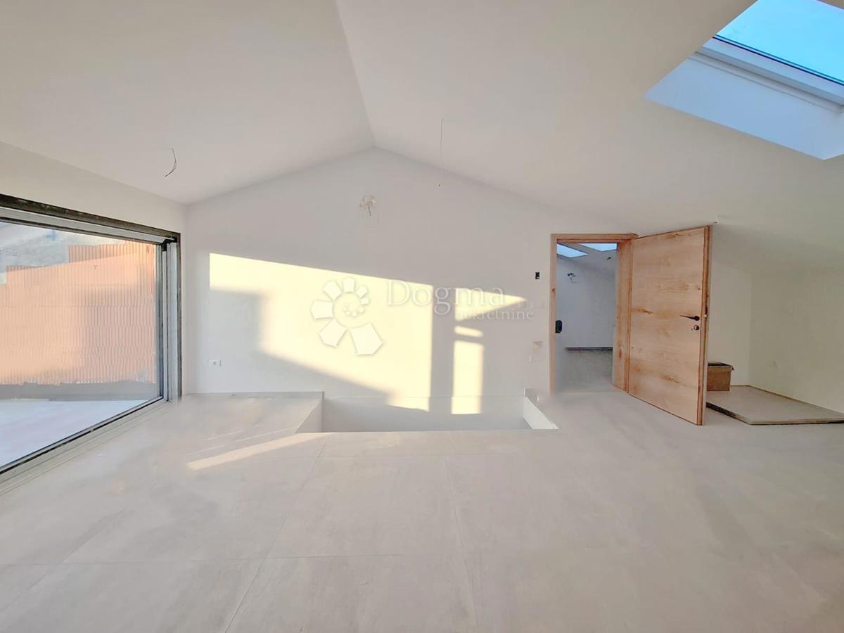 Stanovanje Rovinj, 153,62m2