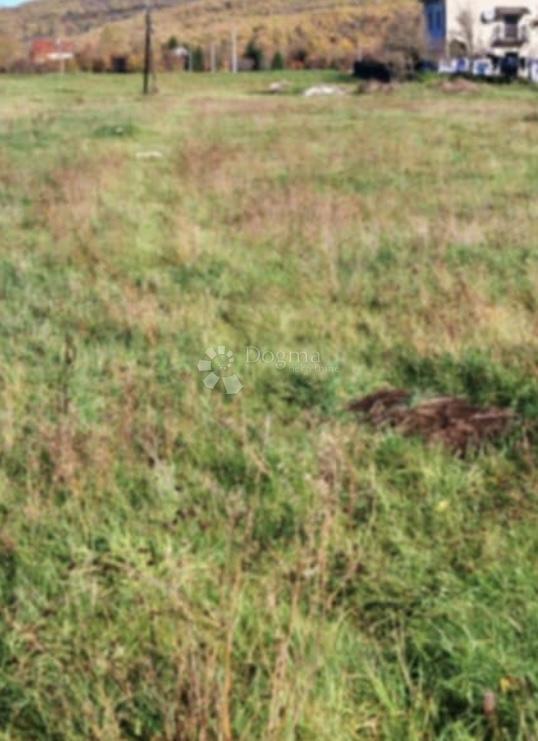 Zazidljivo zemljišče Sinac, Otočac, 4.284m2