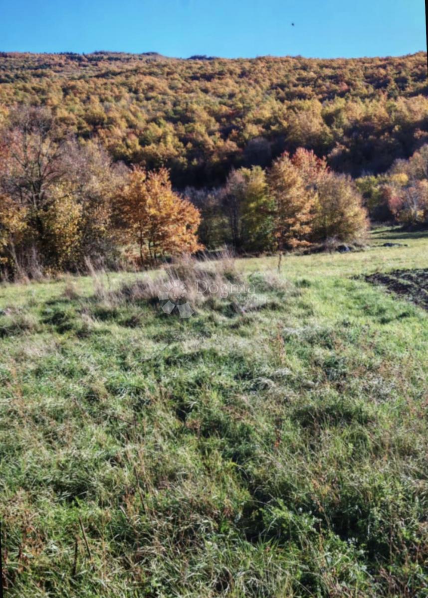 Zazidljivo zemljišče Sinac, Otočac, 4.284m2