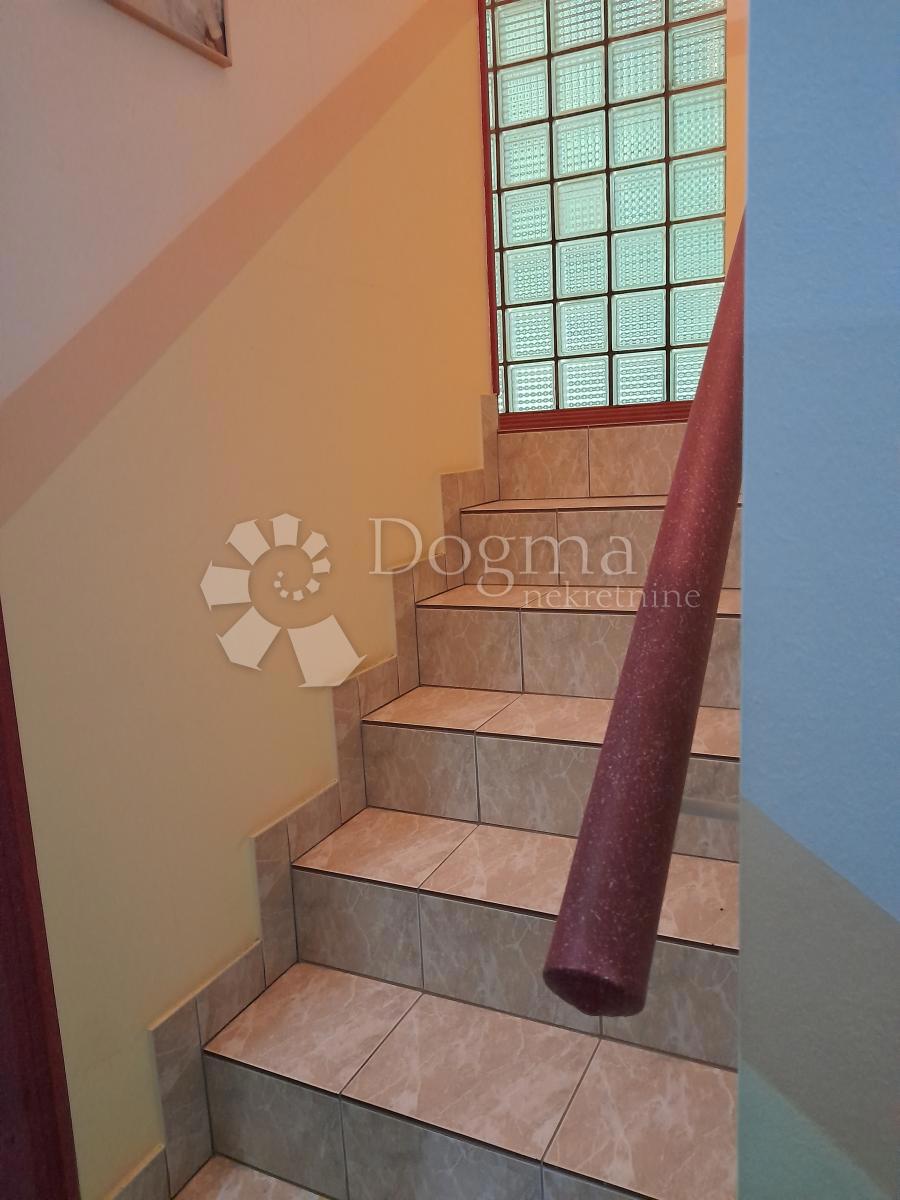 Hiša Jazbina Cvetlinska, Bednja, 204m2