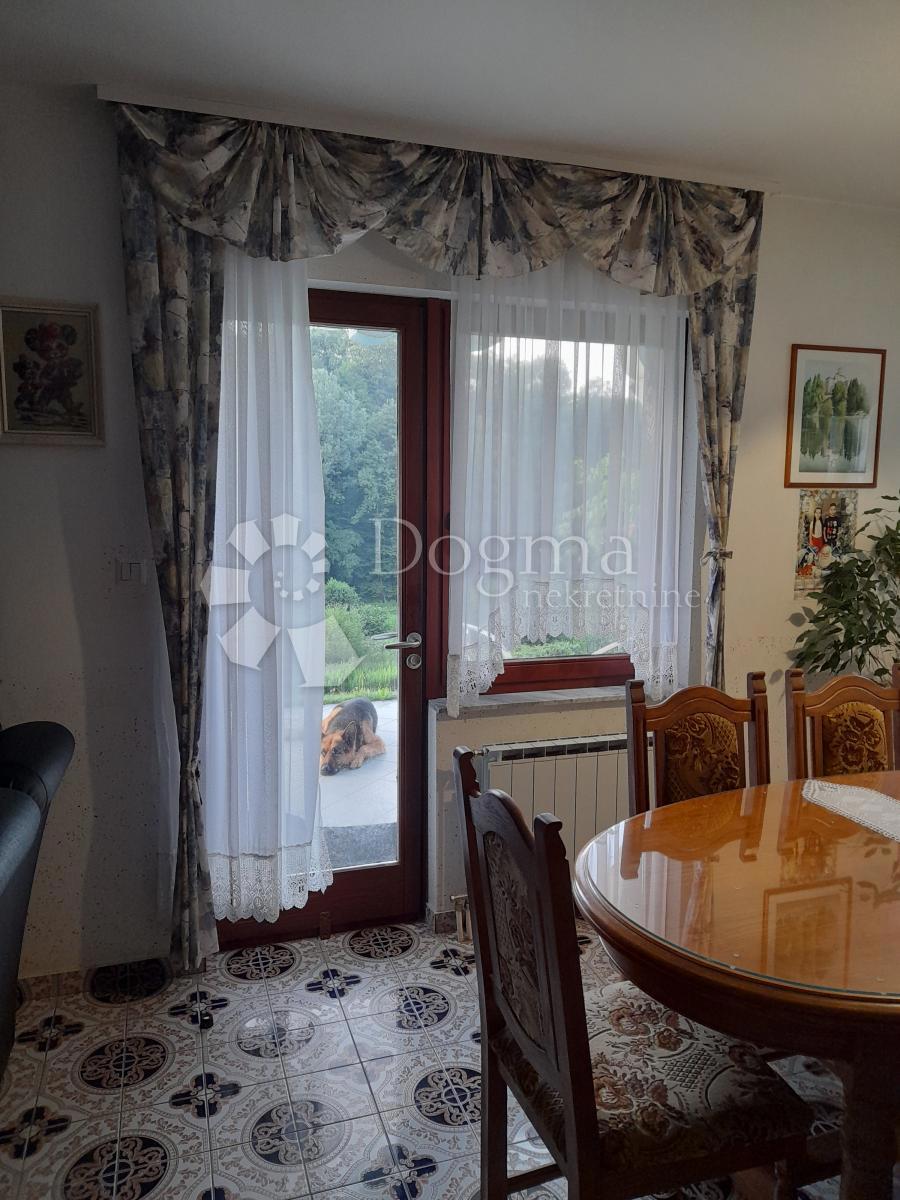 Hiša Jazbina Cvetlinska, Bednja, 204m2