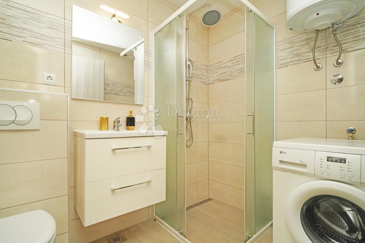 Stanovanje Centar, Pula, 132,35m2