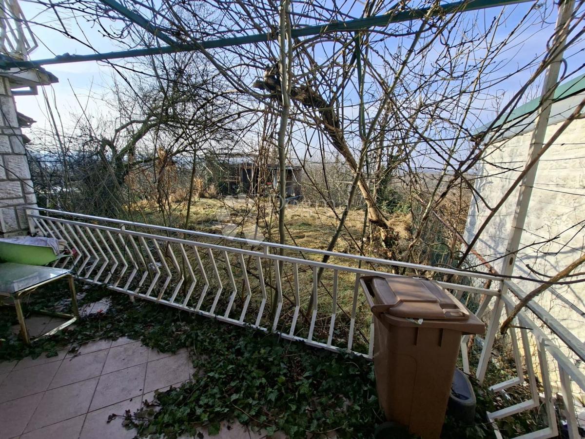 Hiša Caprag/Željezara, Sisak, 400m2