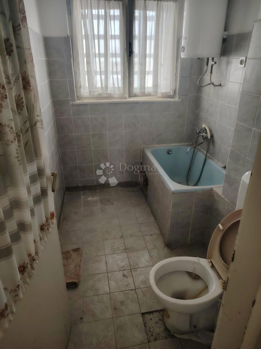 Stanovanje Lički Osik, Gospić - Okolica, 69m2