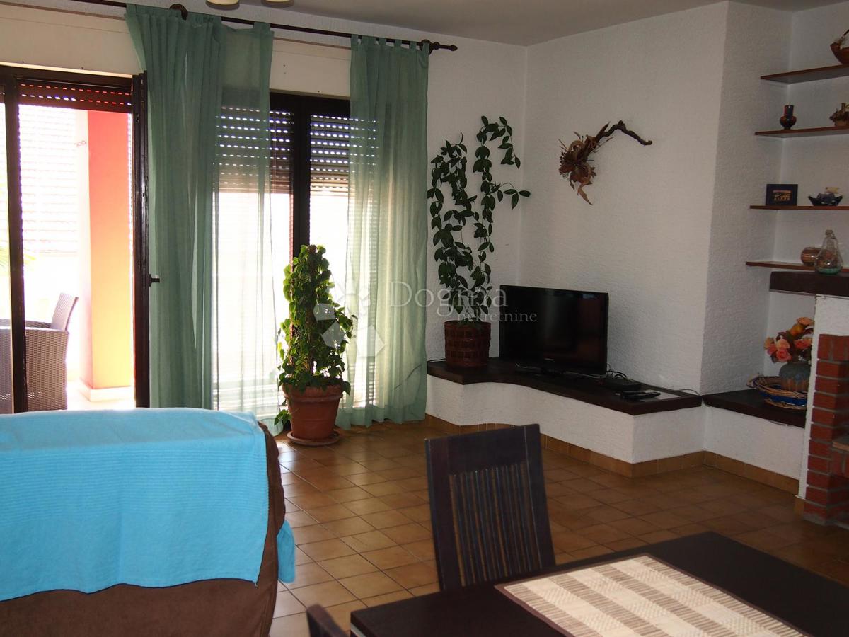 Hiša Jazine, Zadar, 215m2