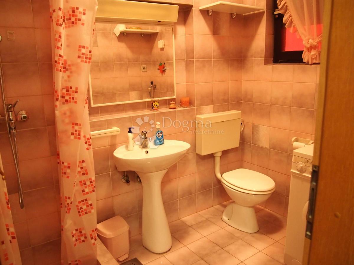 Hiša Jazine, Zadar, 215m2