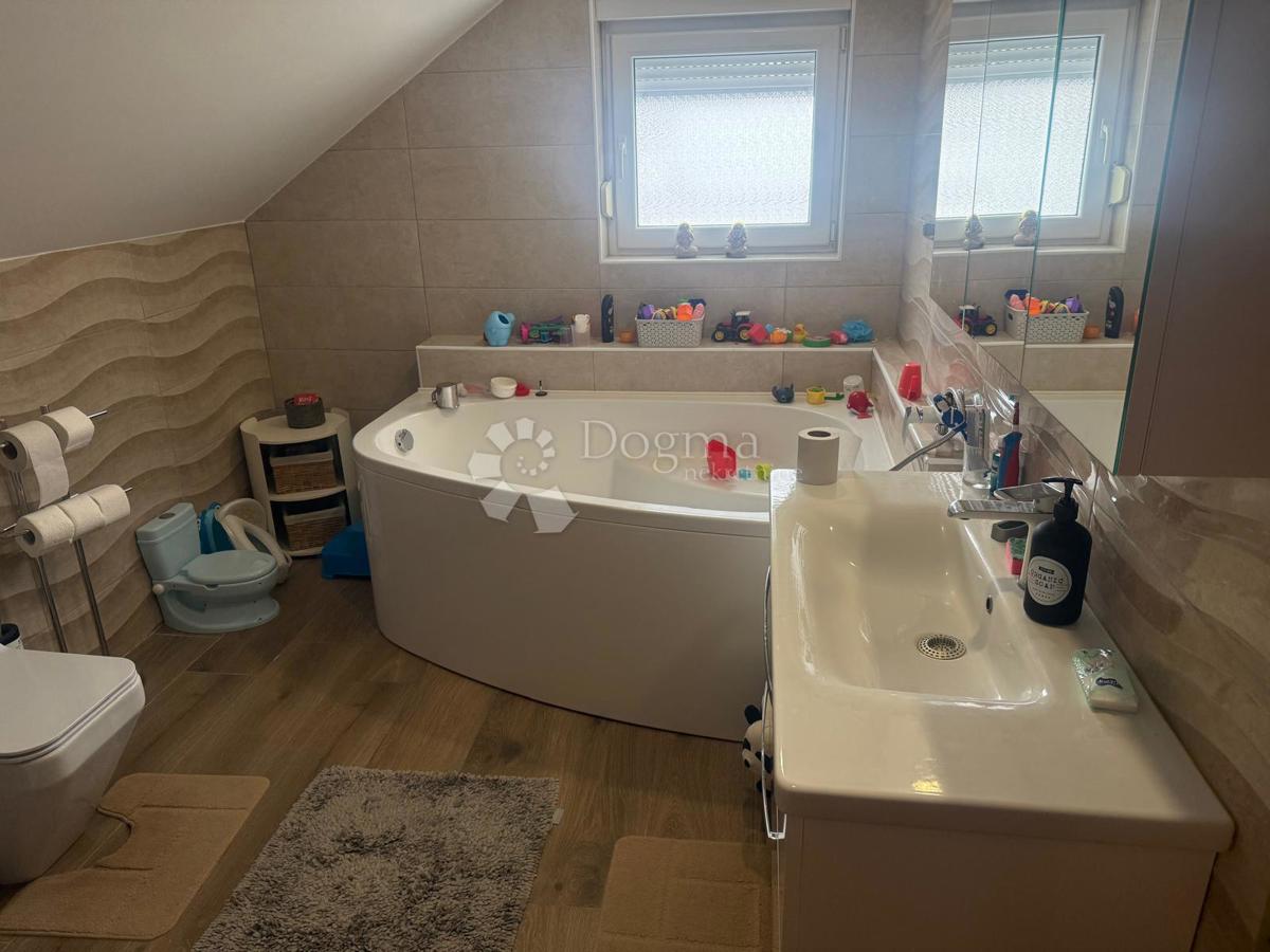 Hiša Bartolovec, Trnovec Bartolovečki, 190m2