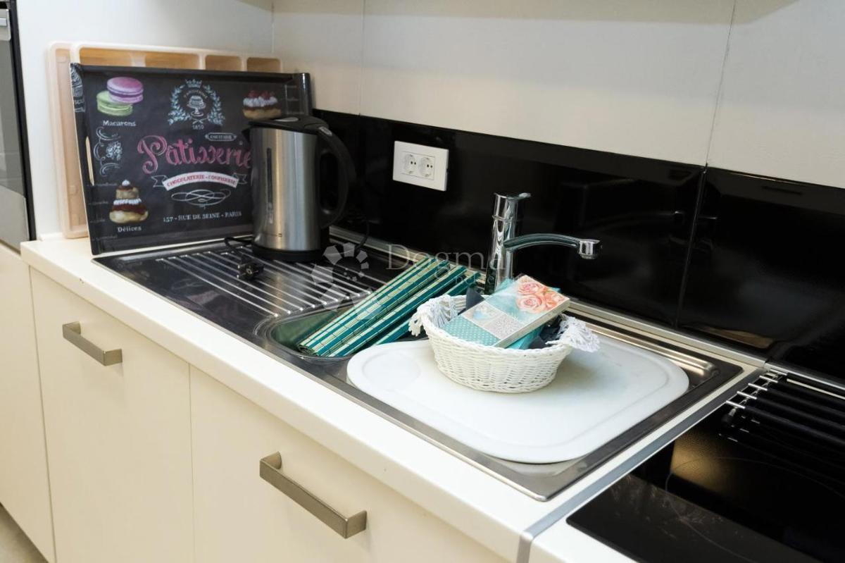 Hiša Sukošan, 345m2