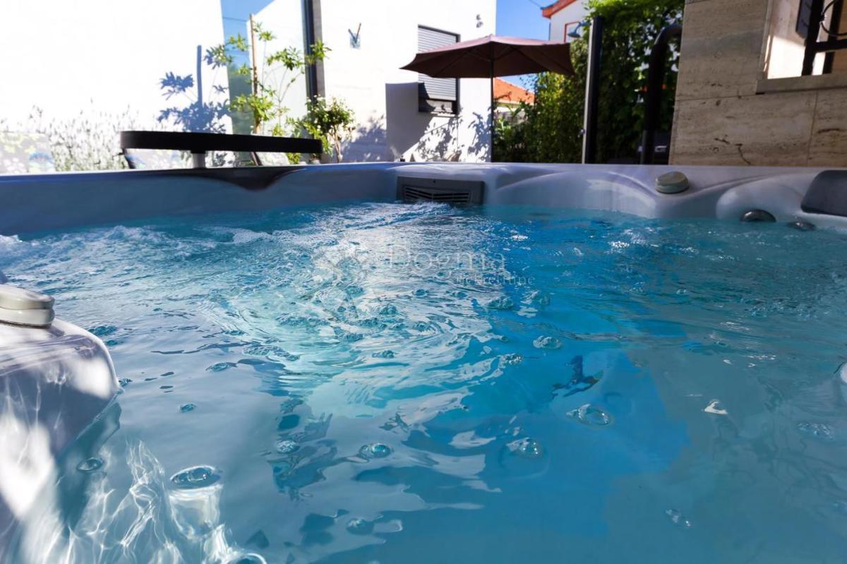 Hiša Sukošan, 345m2