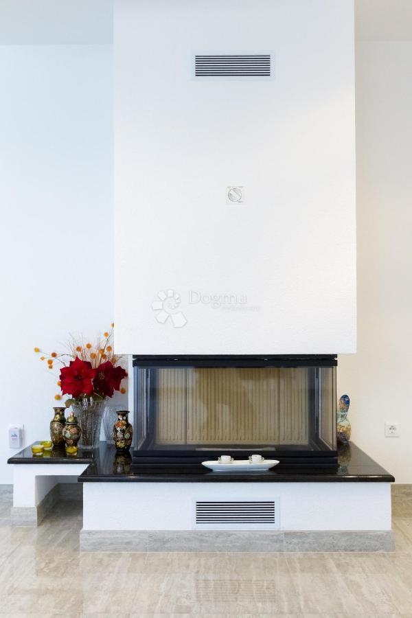 Hiša Sukošan, 345m2