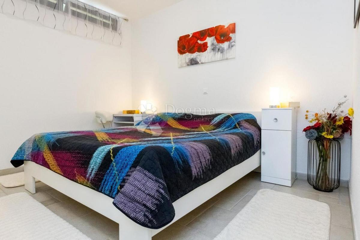 Hiša Sukošan, 345m2