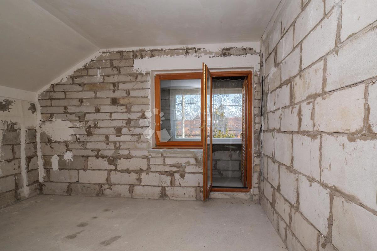 Hiša Mitnica, Vukovar, 300m2