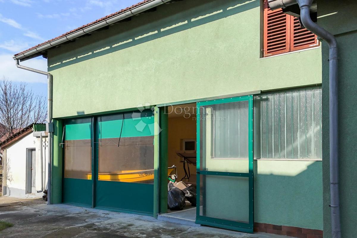 Hiša Mitnica, Vukovar, 300m2