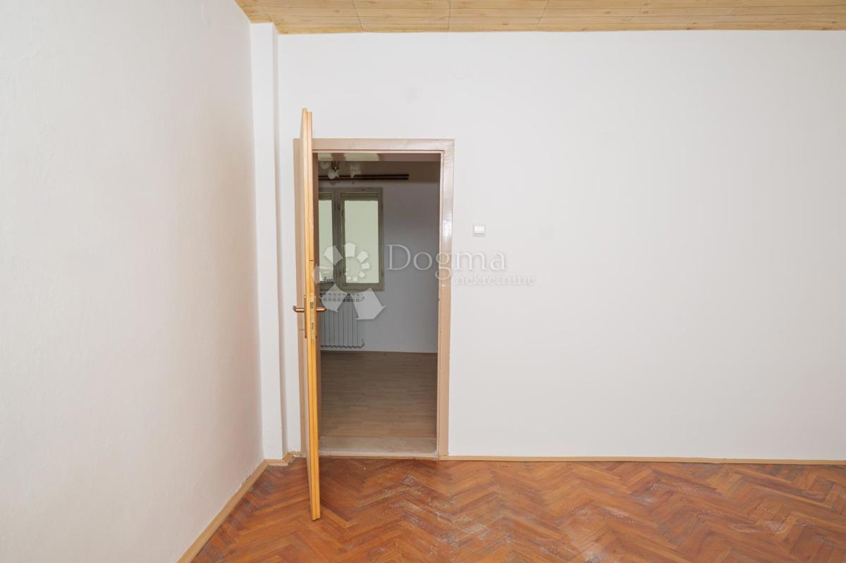 Hiša Mitnica, Vukovar, 300m2