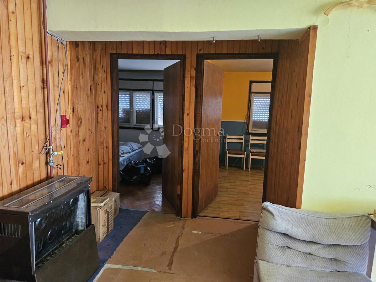 Hiša Gornji Kneginec, 350m2