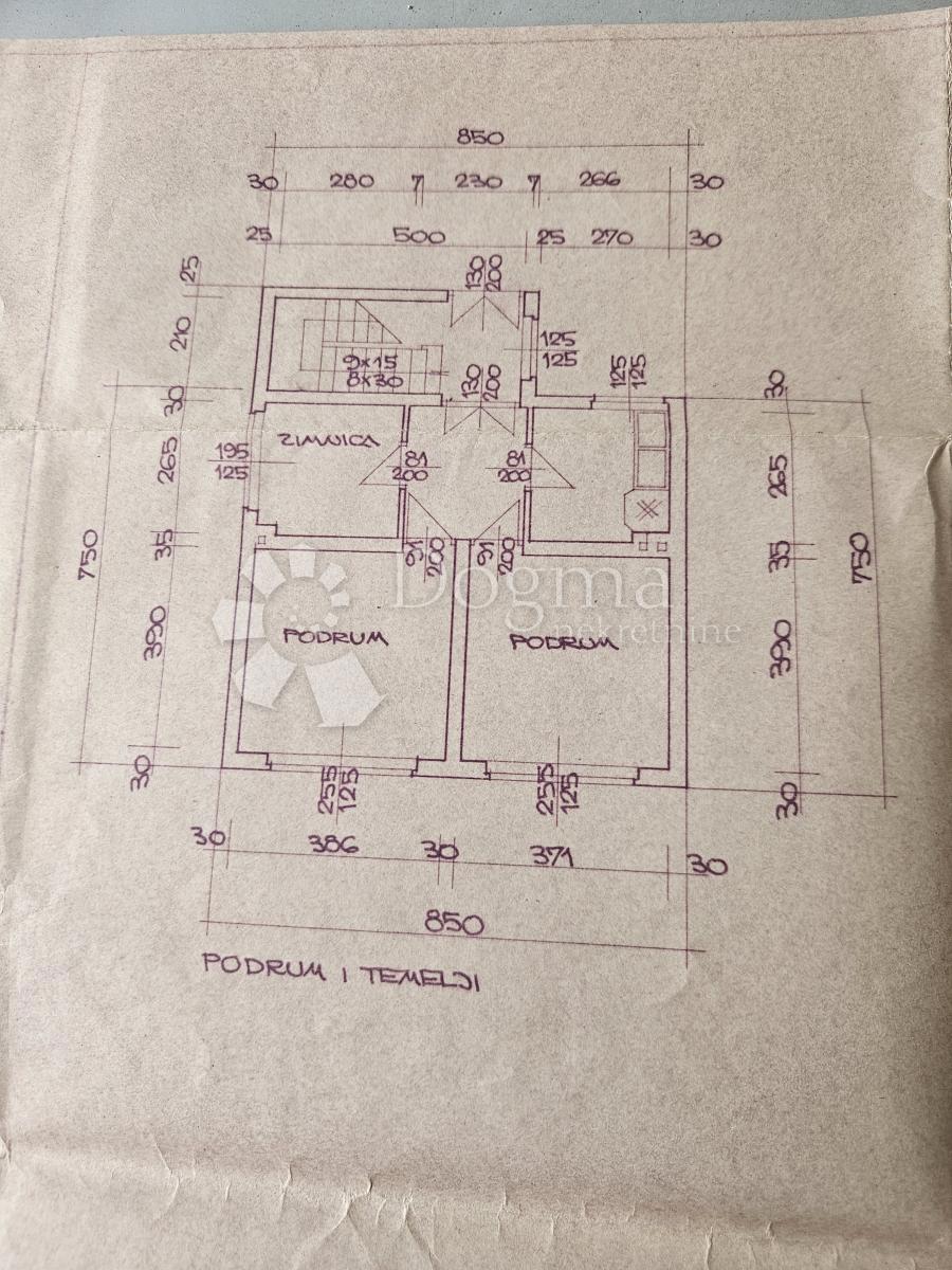 Hiša Gornji Kneginec, 350m2