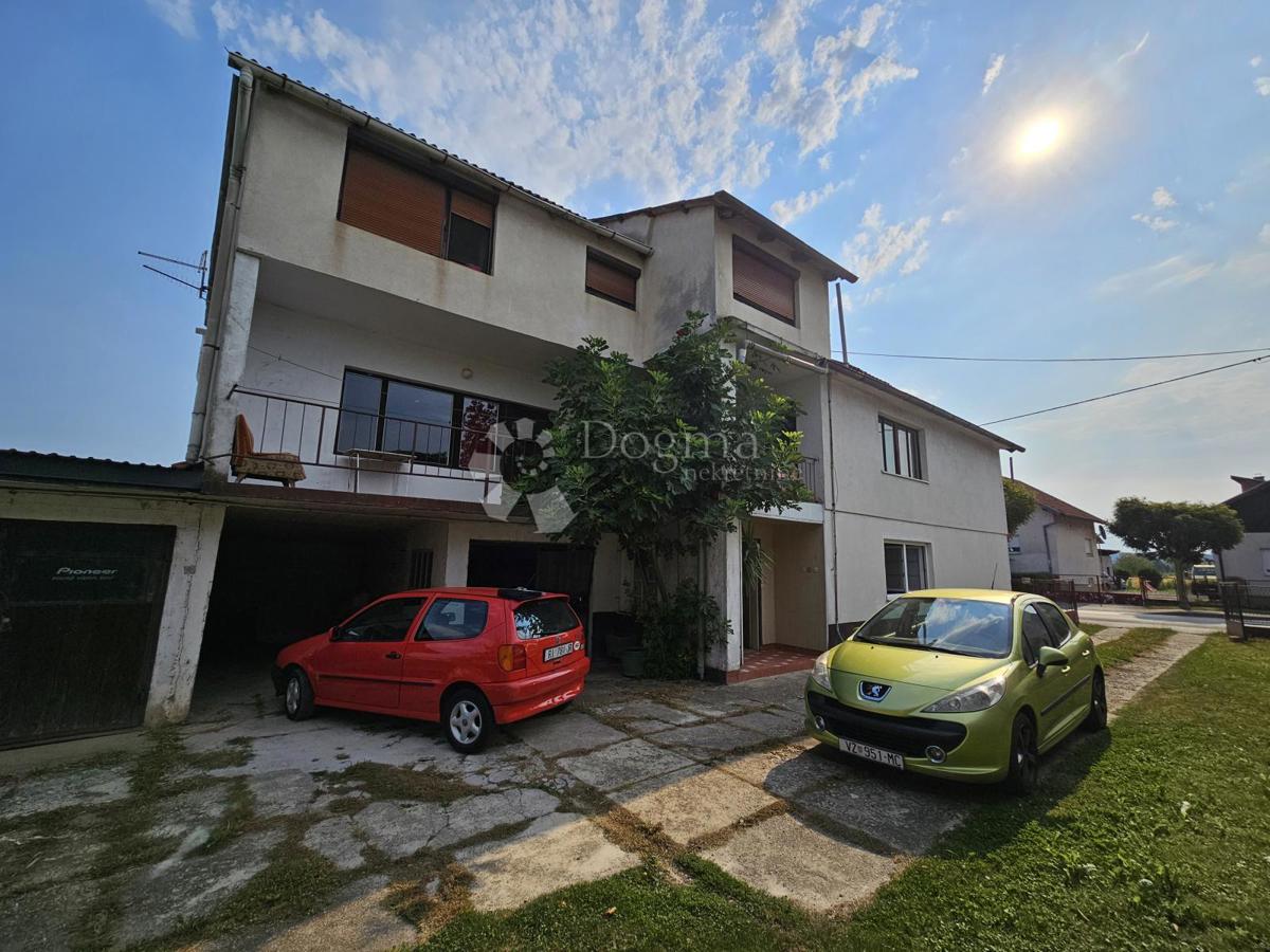 Hiša Gornji Kneginec, 350m2