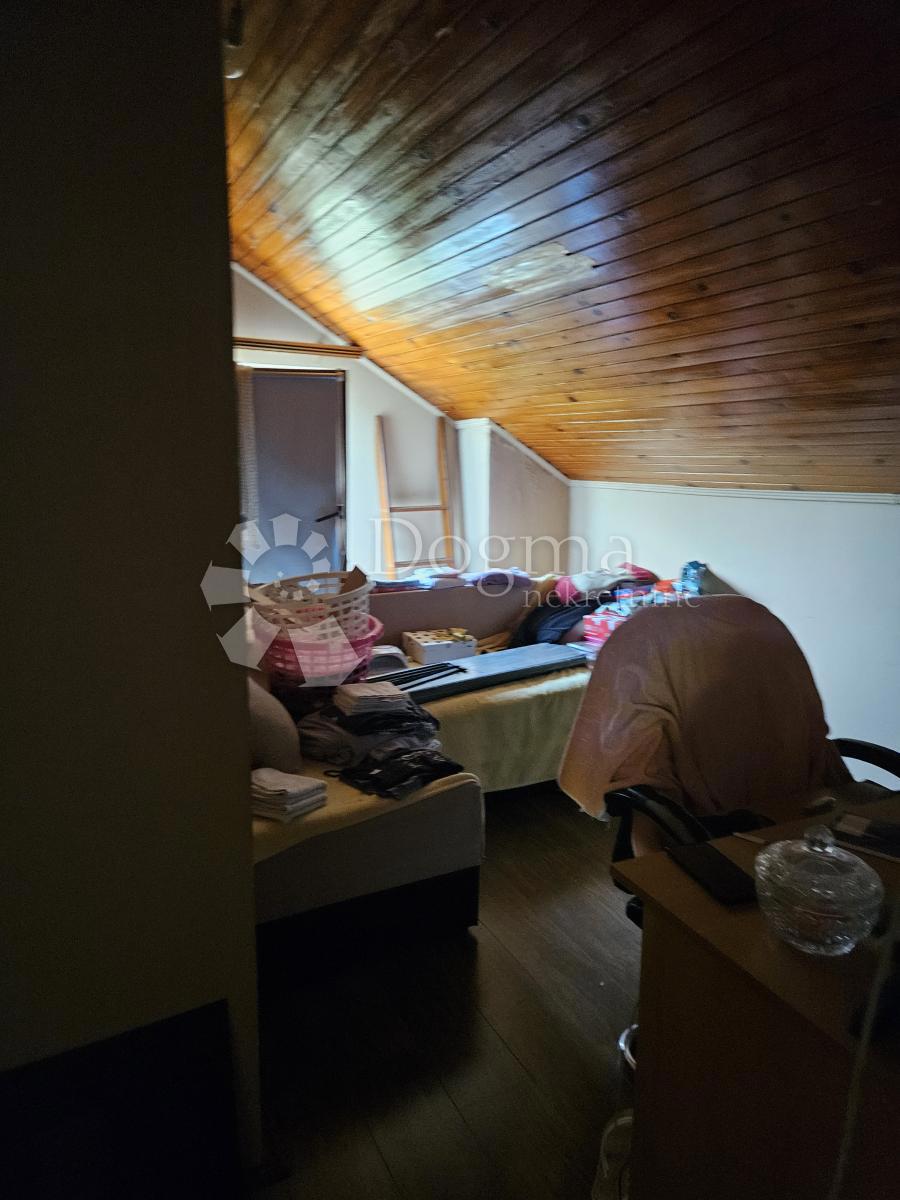 Hiša Gornji Kneginec, 350m2