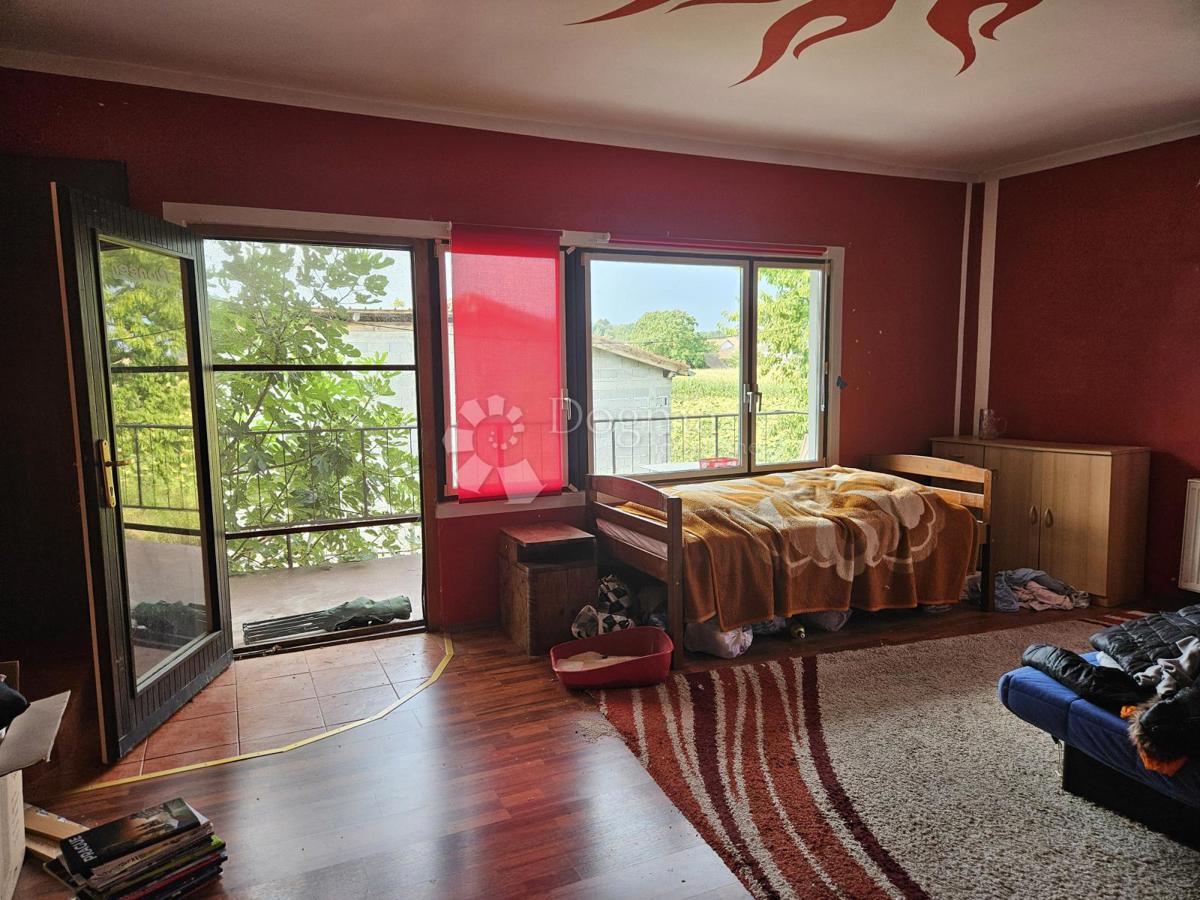 Hiša Gornji Kneginec, 350m2