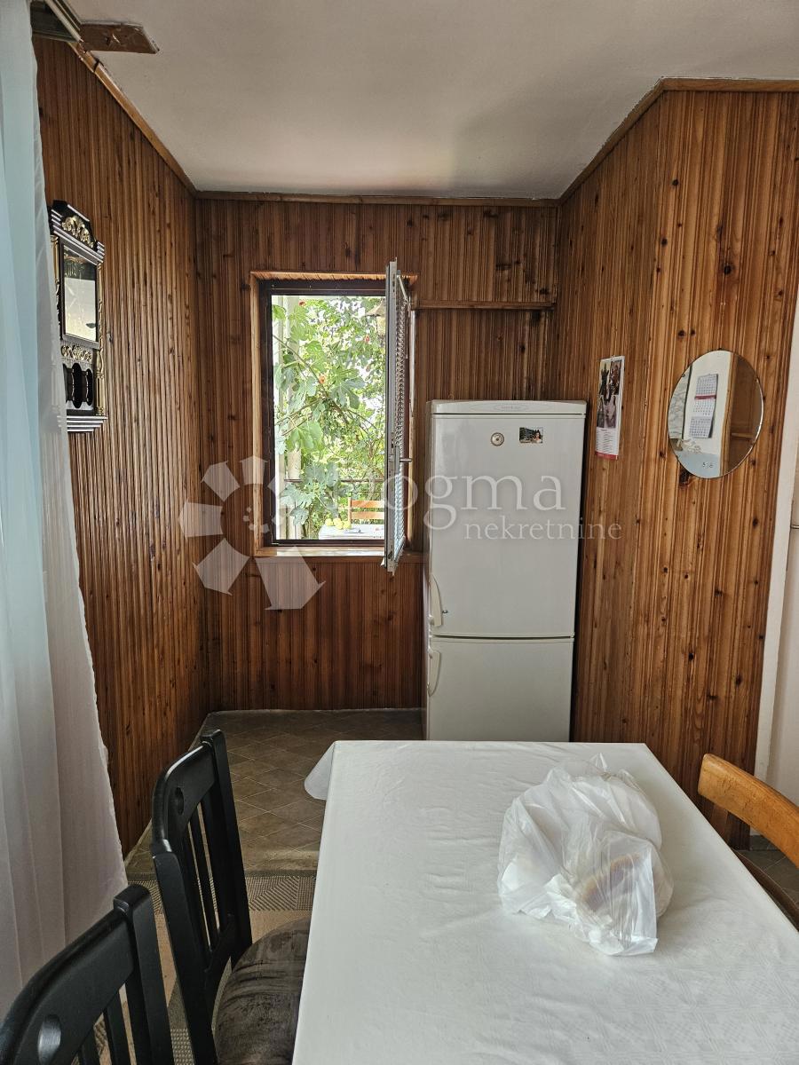 Hiša Gornji Kneginec, 350m2