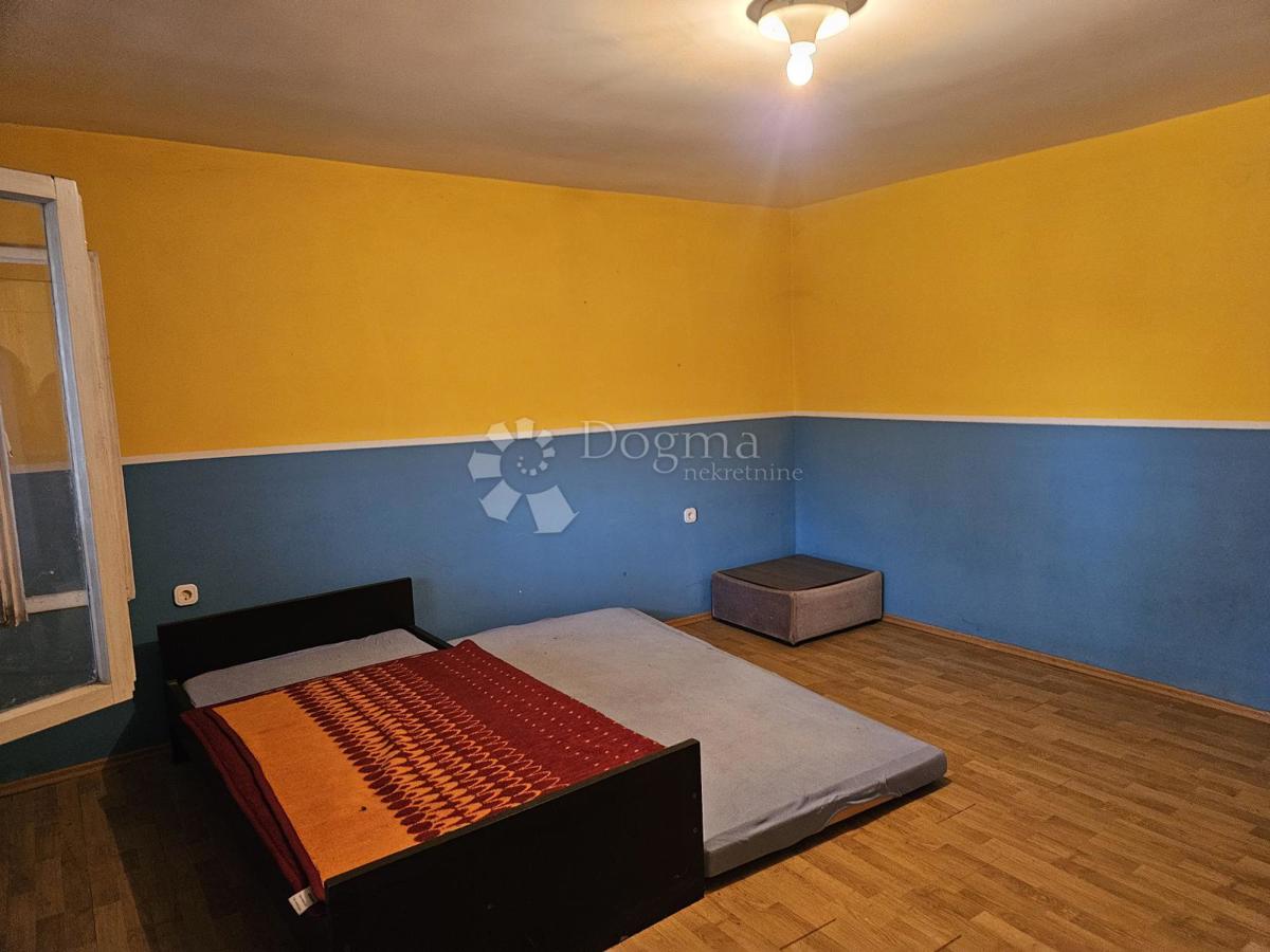 Hiša Gornji Kneginec, 350m2