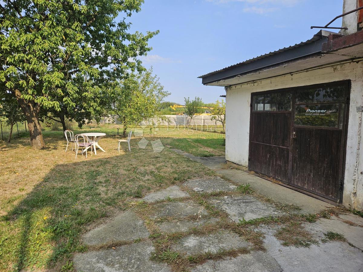 Hiša Gornji Kneginec, 350m2