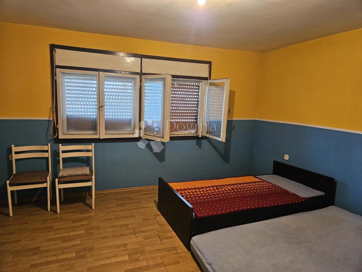 Hiša Gornji Kneginec, 350m2