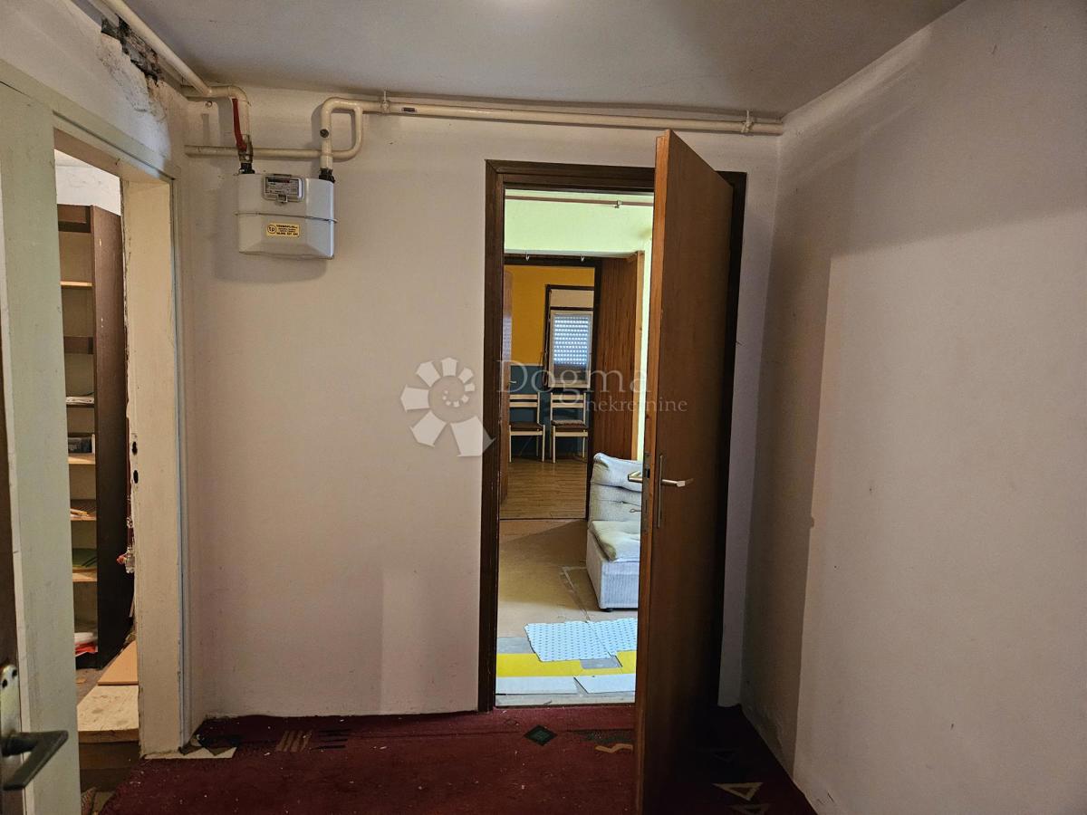 Hiša Gornji Kneginec, 350m2