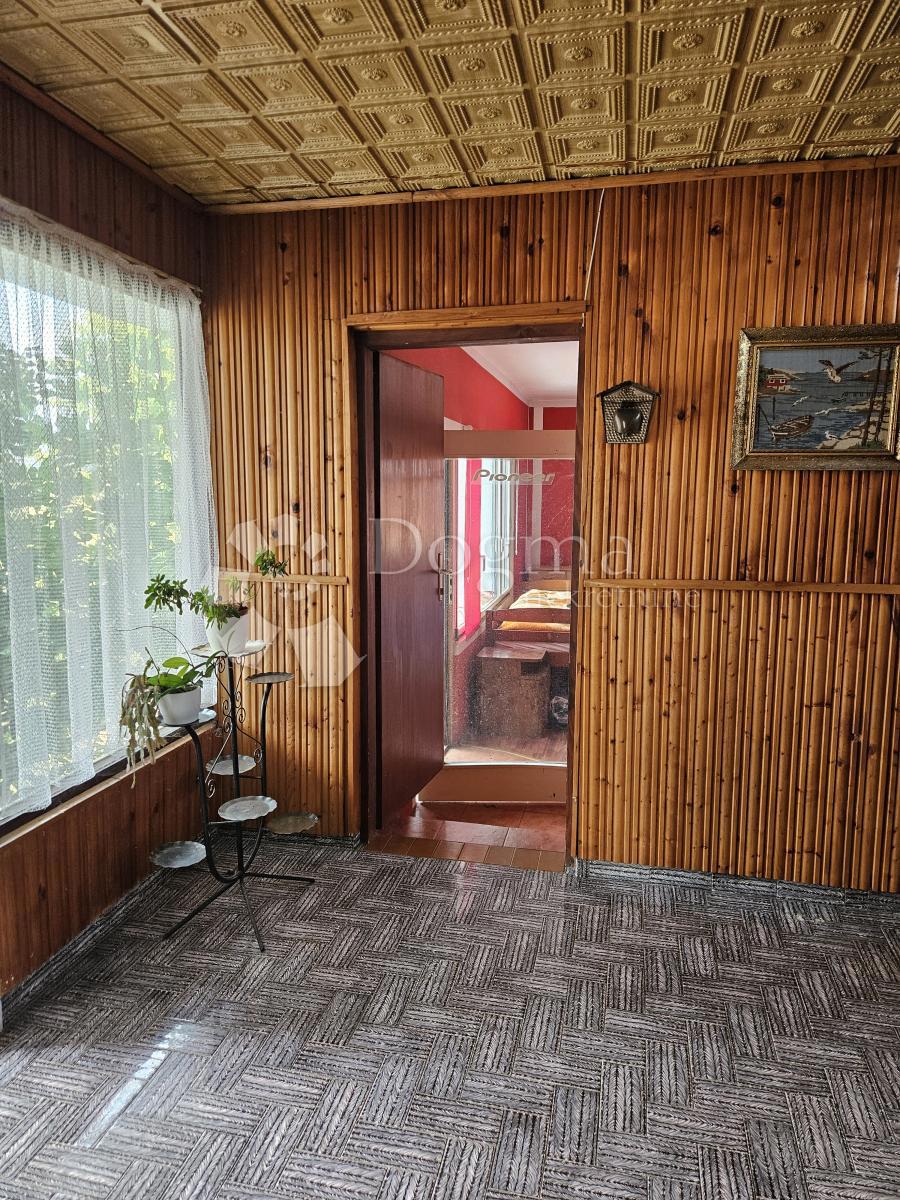 Hiša Gornji Kneginec, 350m2